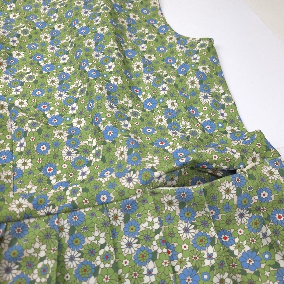 Tory Burch Floral Multi-colored  Sleeveless Pleated Travel Dress. Sz S - Picture 13 of 16